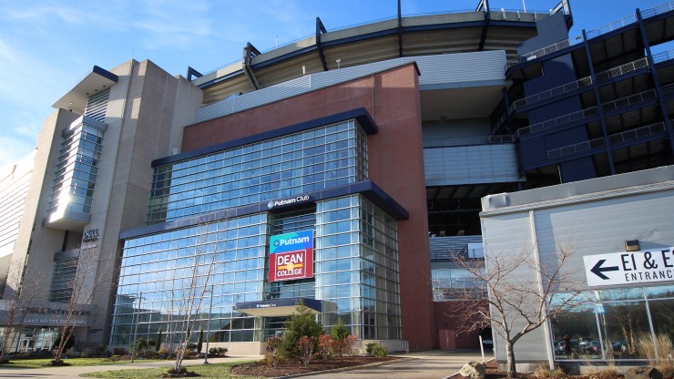 The outside of the Putnam Club at Gillette Stadium.