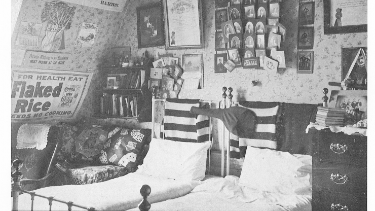 Dean Hall Dorm Room (1899)